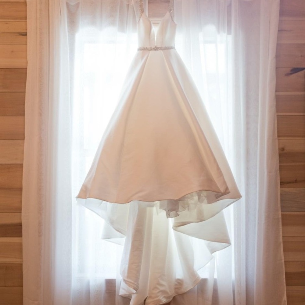 Gorgeous gorgeous wedding dress
